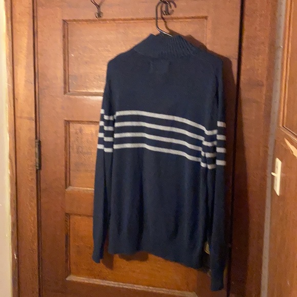 Urban Pipeline Men's Quarter Zip/ Button Mock Turtleneck Sweater sz L Navy/Gray - Picture 5 of 7